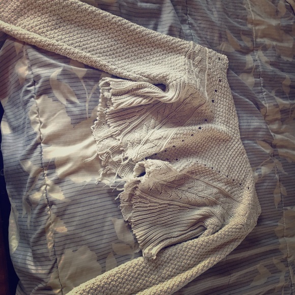 White knit crop top - Picture 1 of 1